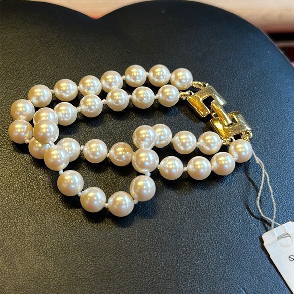 Monet double strand Pearl bead bracelet